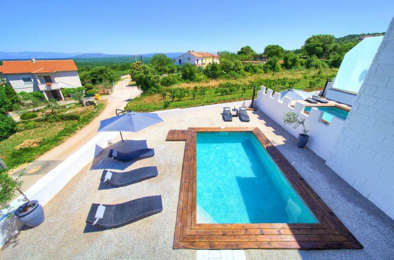 Pax Houses Vrh  Bagian luar foto