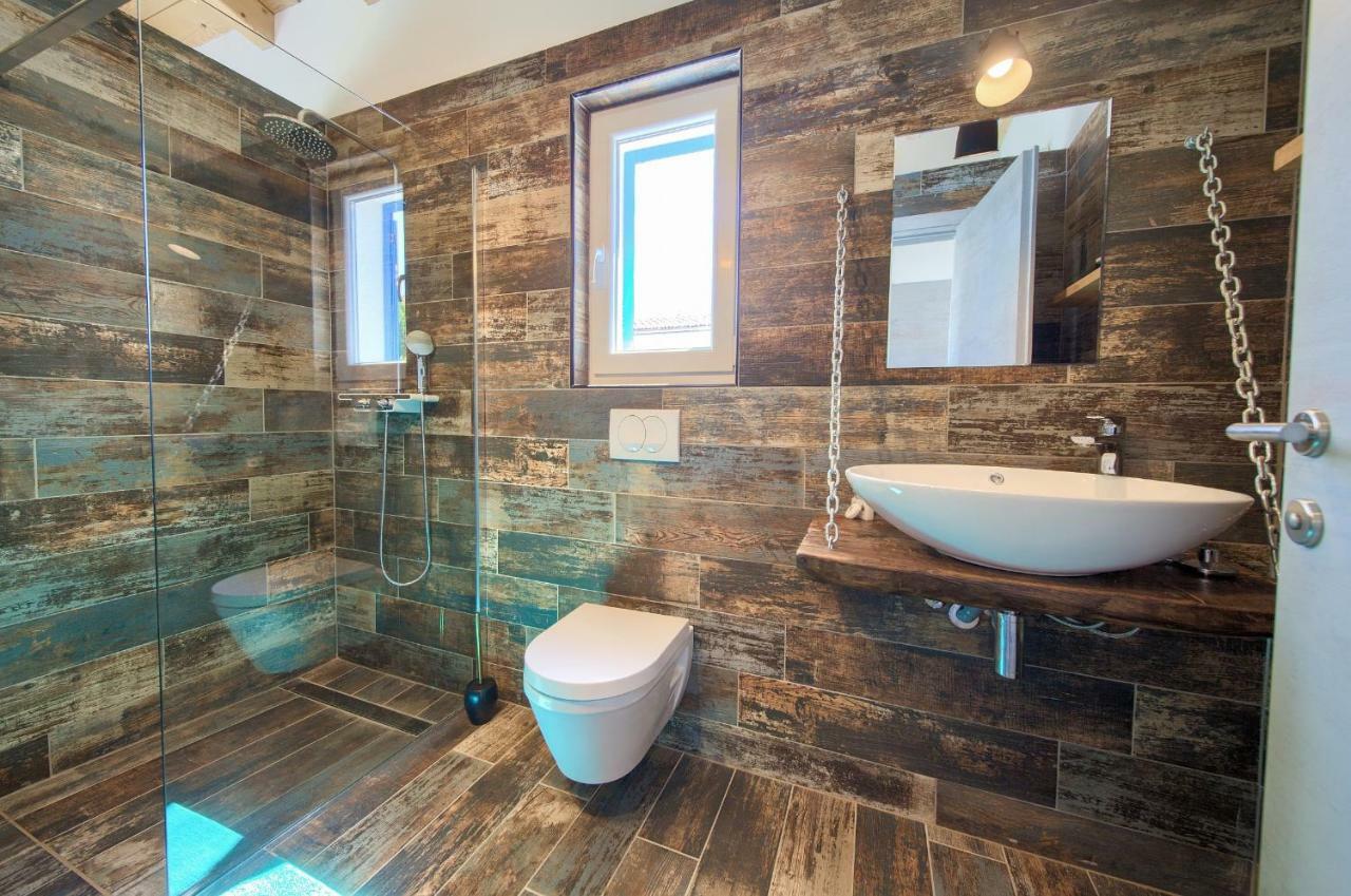 Pax Houses Vrh  Bagian luar foto