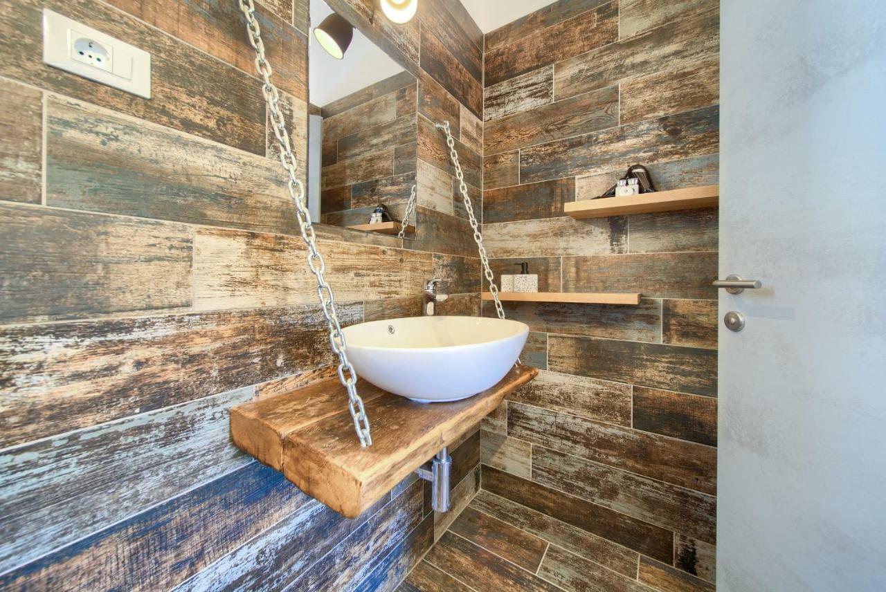 Pax Houses Vrh  Bagian luar foto