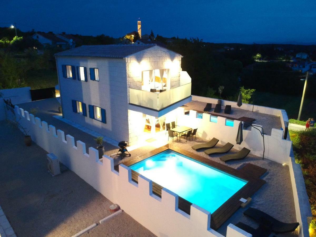 Pax Houses Vrh  Bagian luar foto